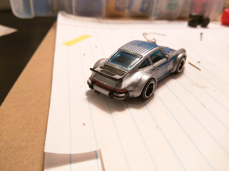 Illustration for article titled Friday Corrections: Falken Porsche 934 Turbo RSR